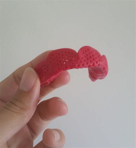 How to Clean Your Mouthguard in 4 Easy Steps | SISU