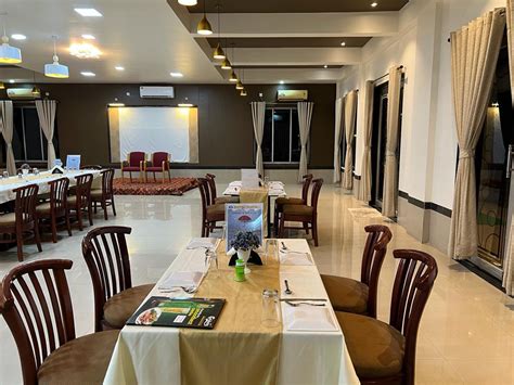 Home | Hotel Roshni & Restaurant | Hotel Near Silvassa | Rooms In ...