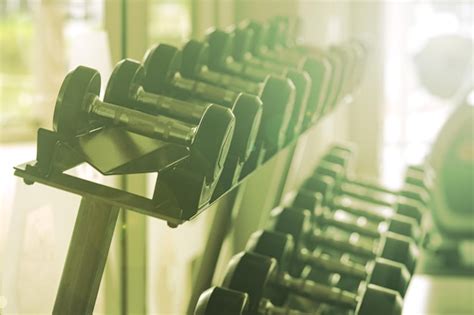 Gym Dumbbells 的图像结果