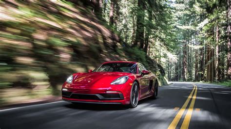 2018 Porsche 718 Cayman GTS first drive review: fighting for attention