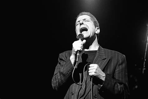 Original Singer Of Hallelujah