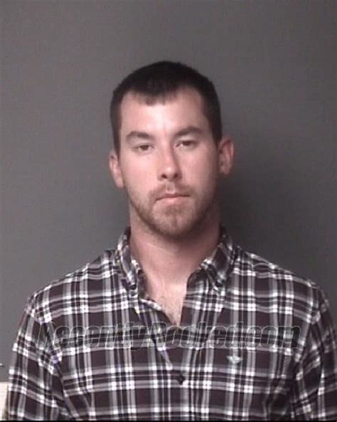 Recent Booking / Mugshot for KYLE LEE HINGTGEN in Dubuque County, Iowa