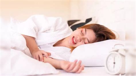 Do you grind your teeth in sleep? Know how to prevent bruxism | Health ...