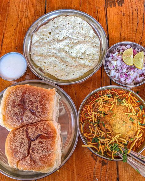 Best misal in Nashik, as per the city’s top foodies | Condé Nast ...