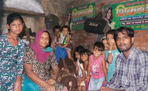 Is Rs 33 enough to keep an Indian floating above the poverty line ...