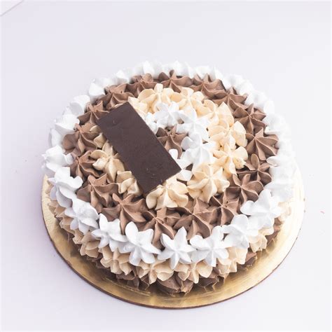 Chocolate Vanilla Trio – Brownie Point India