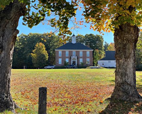 Former Appleton Academy Building // 1942 – Buildings of New England