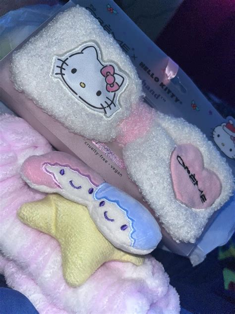 Hello kitty & twin stars headband find at tjmaxx !🎀😻 : r/HelloKitty