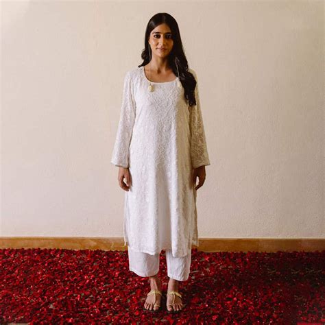 Shop Hand Embroidered Straight Kurta | Treasures of Kashmir