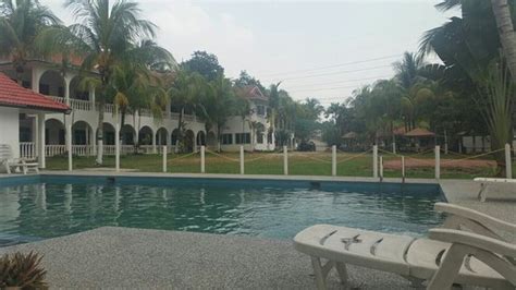 LACOMME COUNTRY RESORT (Kajang) - Hotel Reviews & Photos - Tripadvisor