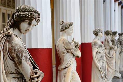Who were the Muses in Greek Mythology? - Answers Universe