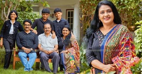 ‘അമ്മുവിന്റെ തോളിൽ അച്ചുവും അപ്പുവും ഇരിക്കുന്നു’: സ്കാനിങ്ങിൽ കണ്ട ...