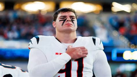 Trey Hendrickson injury update: Season-ending surgery likely marks end ...