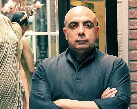 32 Top Fashion Designers In India 2024