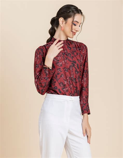 Tops | Explore Trendy Women's Fashion Tops: Stylish Blouses, Tees ...