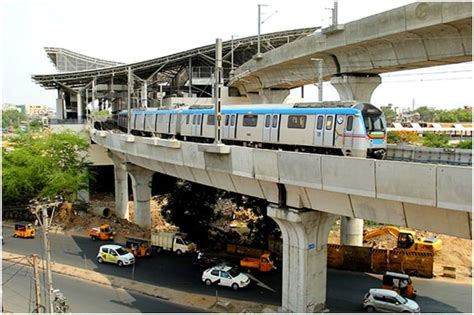 హైదరాబాద్ మెట్రోకు తప్పిన భారీ ప్రమాదం..