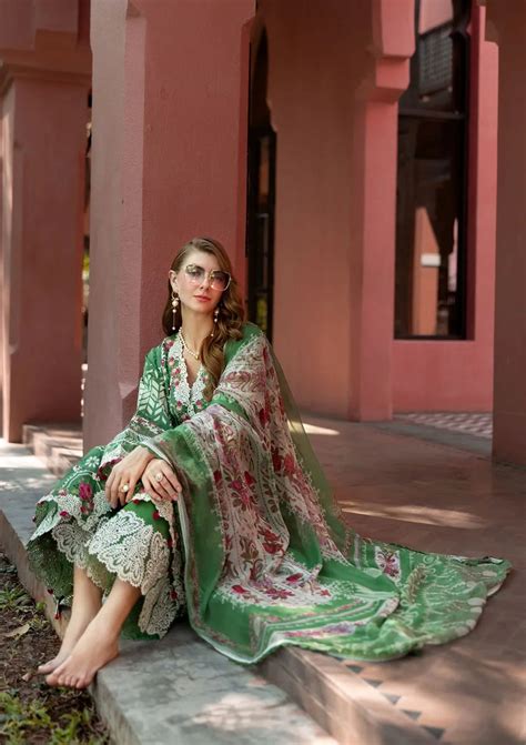 Elaf Signature Olive Green Embroidered Lawn Suit | ETS-04B EDEN ...
