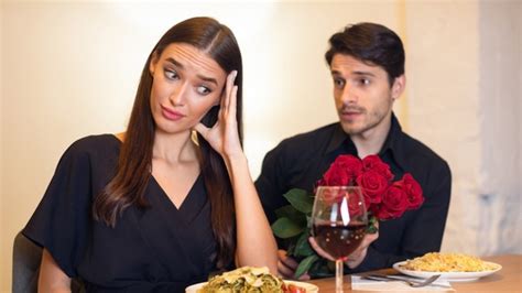 Relationship icks: Are the irritating moments deal breaker red flags or ...