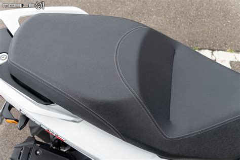 KYMCO X-TOWN ST250試駕｜兩百公里巡禮，白牌頂級羊舒適體驗 - Mobile01