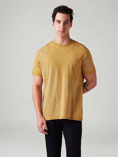 Men's Printed Slim Fit T-Shirt – Levis India Store