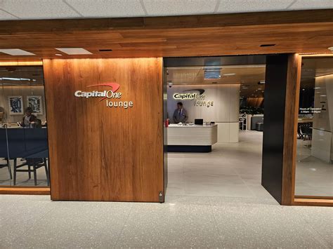 Capital One Lounge [IAD]: A Complete Review