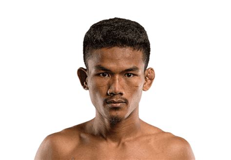 “द ड्रैगन लेग” टियाल थैंग - ONE Championship – The Home Of Martial Arts