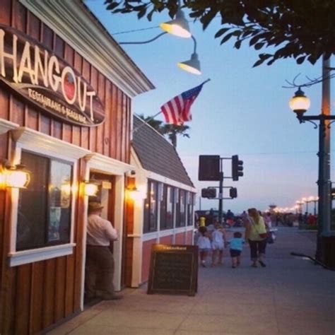 Schooner Or Later, Long Beach, CA, Seen On Diners, Drive-ins and Dives