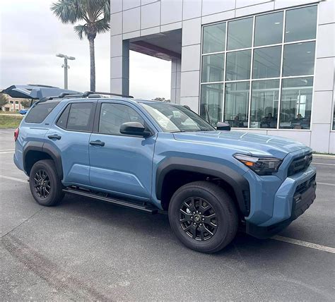HERITAGE BLUE 2025+ 4Runner 6th Gen Thread | 2025 4Runner Forum (6th Gen) Community - 4Runner6G.com