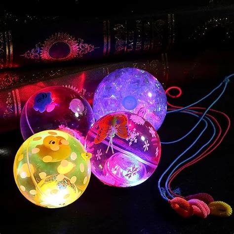 INAAYA Light Up Glitter Balls Flashing Bouncing Sparkle Ball for Kids ...