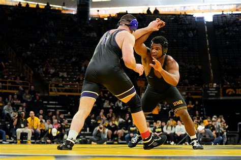 Iowa Hawkeye Wrestling news | HawkCentral