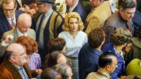 Alex Prage. Face in the Crowd | Meer