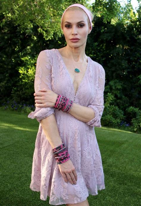 Jolene Blalock – celebsla.com