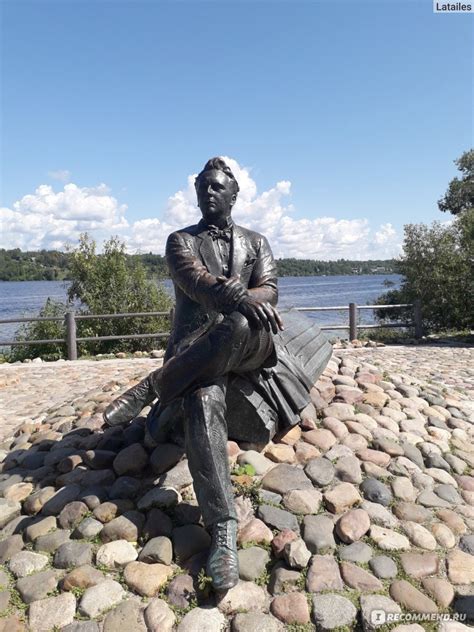 Памятник Фёдору Шаляпину , Плёс - «Новый памятники в центре Плеса и ...