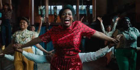 Oprah Winfrey Reveals The Trailer For New Musical Film, 'The Color ...