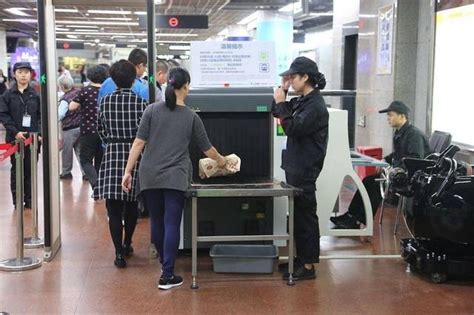 中國地鐵安檢如此嚴格，為何這個國家不用安檢？原因有三 - 每日頭條