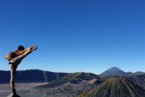 Happy Volcano Bromo, Semeru, Ijen Tour and Trekking - Probolinggo ...