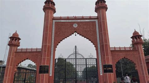 AMU students oppose 42% fee hike, demand urgent rollback to protect ...