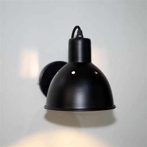 FSW218 Sonic Black Metal Adjustable Lamp – The Black Steel