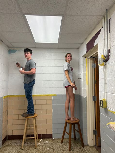 Carmi White County High... - Carmi White County High School