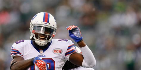 Ex-NFL receiver Mike Williams dies 2 weeks after being injured in ...