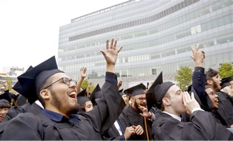 美国大学的辍学率究竟有多高？只有41%的学生完成四年毕业 - 知乎