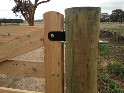 Gate Hardware For Wood Fence at Sebastian Bardon blog