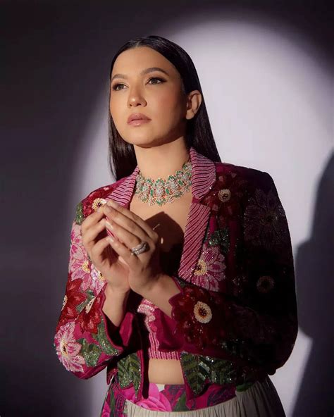 Gauahar Khan expresses disappointment over mismanagement at voting booth