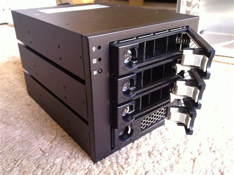 Home server build, part two – assembly | Stochastic Geometry