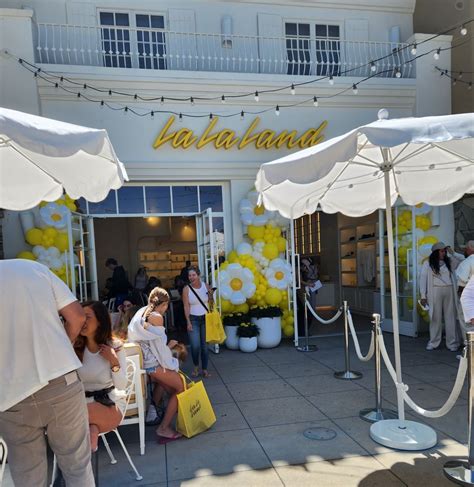 La La Land Kind Cafe Now Open at The Promenade at Westlake in Thousand ...