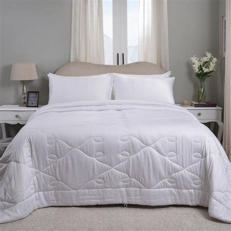Buy MASPAR Essentials Noemi Tencel Duvet from Maspar at just INR 13999.0