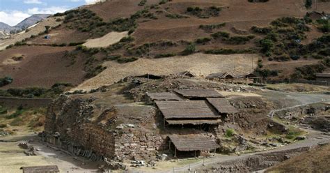 3,000-Year-Old "Condor's Passageway" Discovered at Peru Temple Site