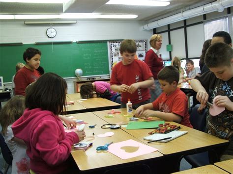 Nebraska children send valentine surprise to troops in Germany ...