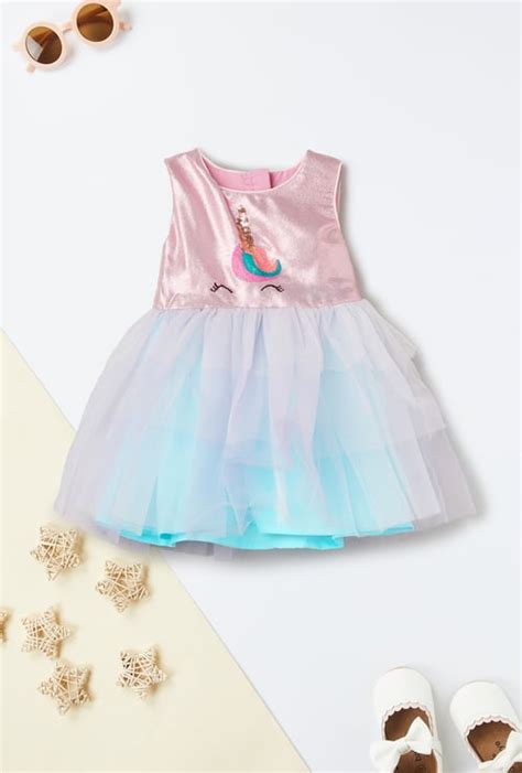 Girls Dresses - Buy Dresses for Girls Online | Max Fashion