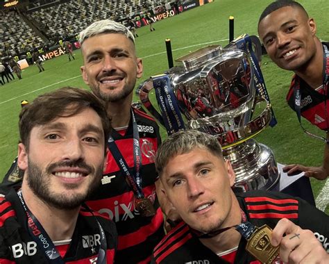 100 ideias de Flamengo icon's em 2025 | flamengo, framengo, fotos de ...